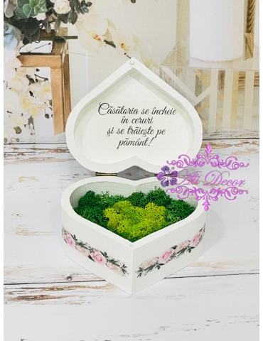 Cutie personalizata pentru...