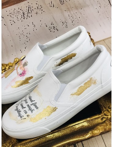 Tenisi personalizati nasa...