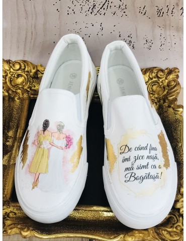 Tenisi personalizati nasa...