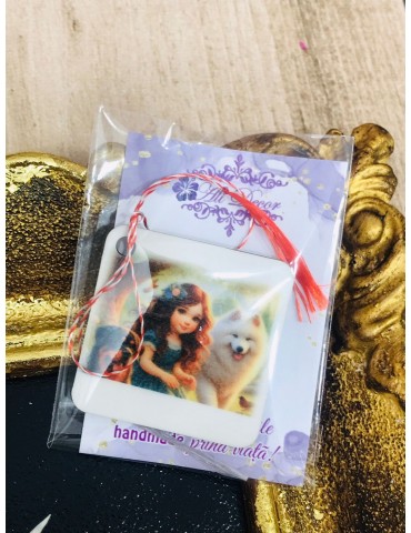 Martisor personalizat handmade "Fetita si catel" Cod 08