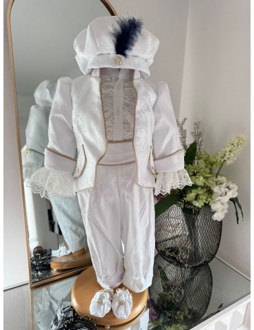 Costum botez baietel "Regal" alb Cod 25